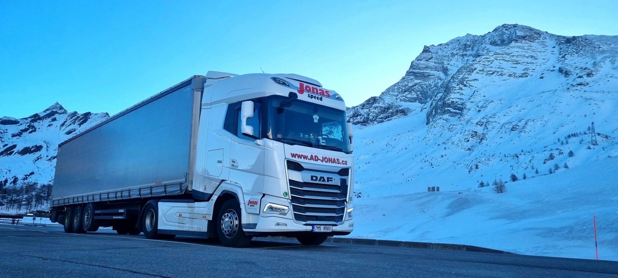 TRANSPORT OF OVERSIZED CARGOES